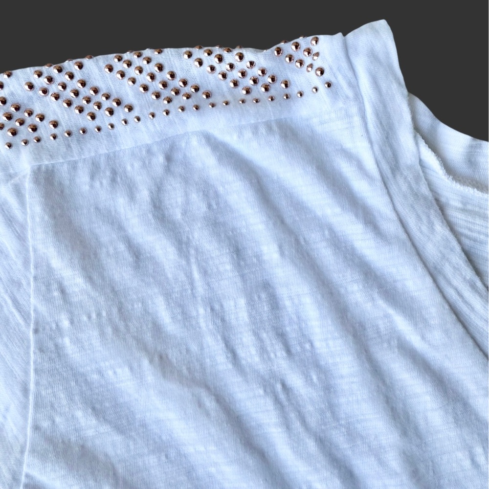 VS PINK Studded Tee - Picture 3 of 10